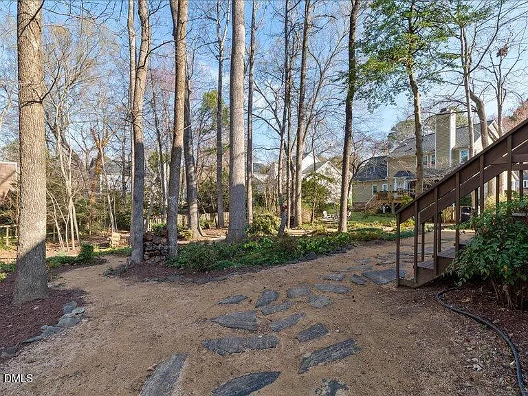 8625 Vanburgh Ct — Photo 38