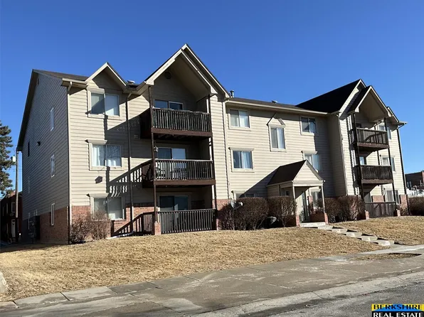 5016 California St APT 5, Omaha, NE 68132