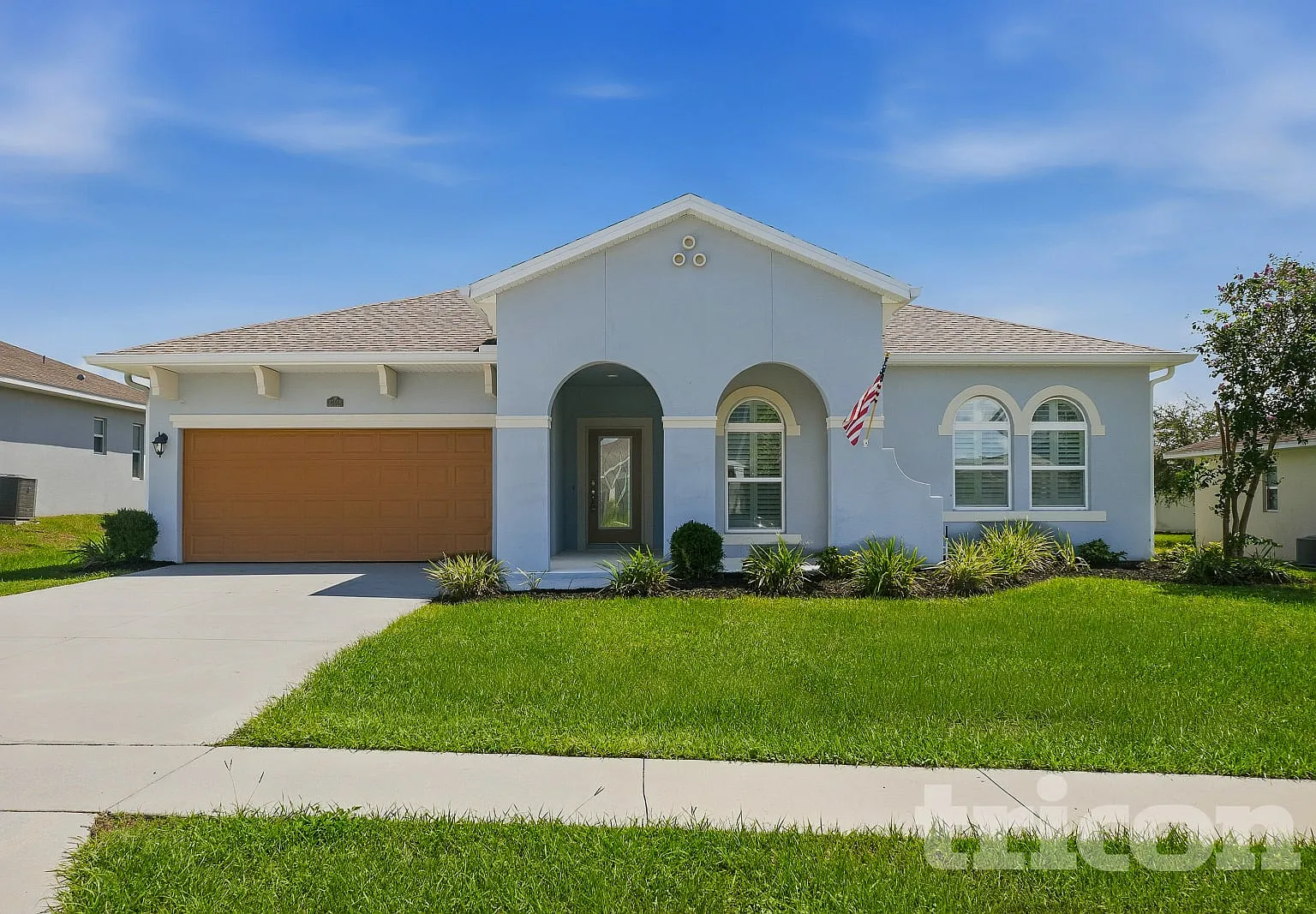 37028 Scenic Pine Drive Grand Island FL — Photo 1