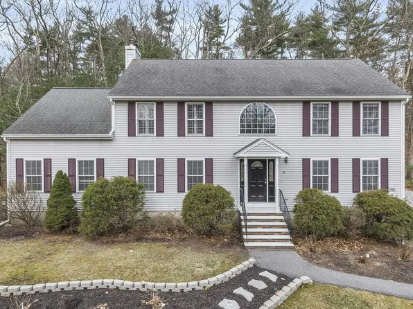 48 Wyndridge Circle, Pelham, NH 03076