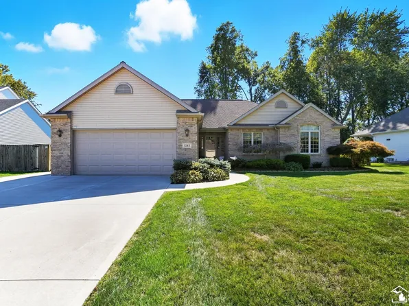 1243 Brandywine St, Temperance, MI 48182