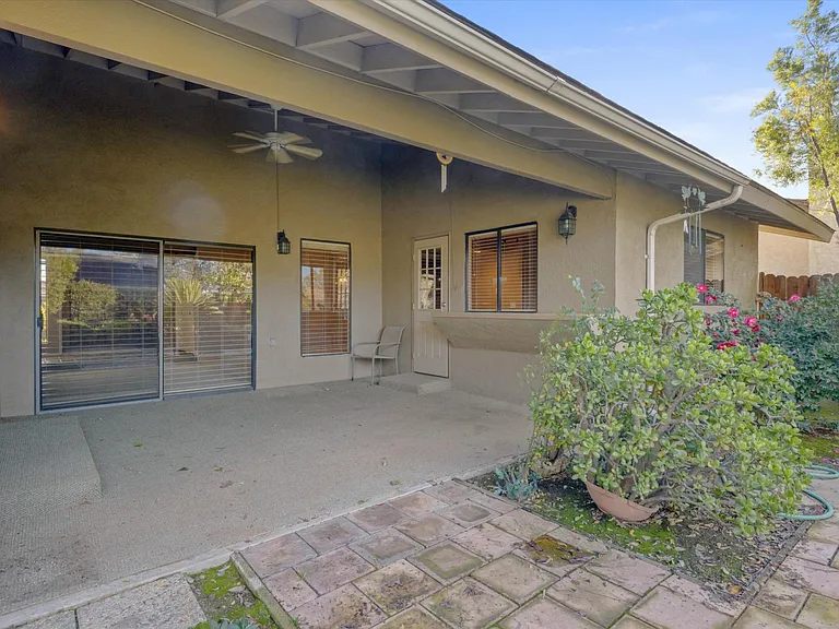 7808 Selkirk Dr — Photo 27