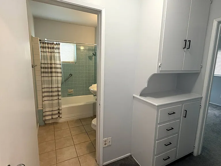 4827 Pacific Ave — Photo 5