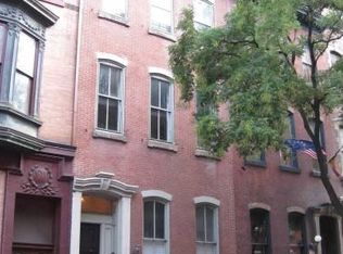 1909 Spruce St APT 1F, Philadelphia, PA 19103