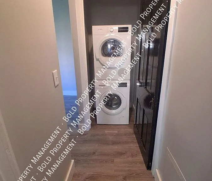 615 N 3rd St #1 — Photo 10