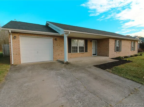 698 E Kristie Avenue, Pekin, IN 47165