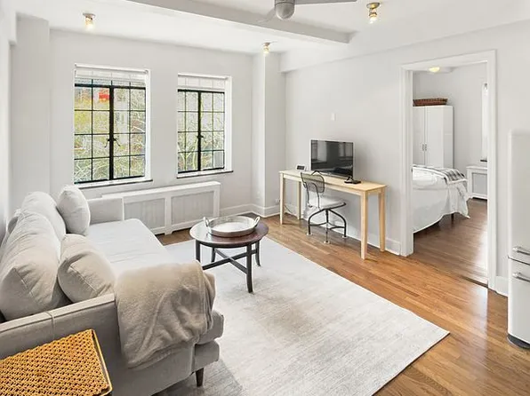 25 Tudor City Pl APT 619, New York, NY 10017