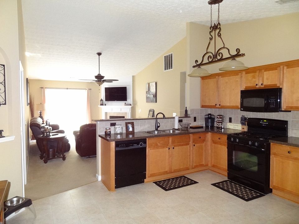 2nd image of 3260 Cooper Woods Dr