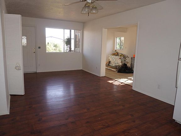 5th image of 4619 W Caron St
