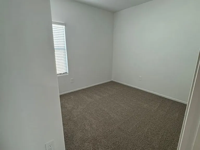 10004 N Guayacan Trl — Photo 23