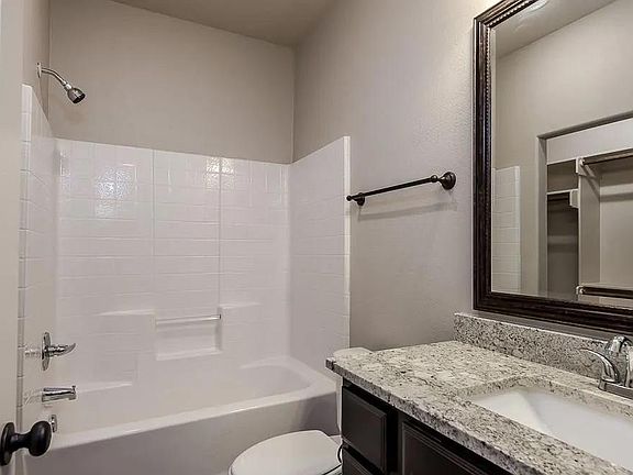 3rd image of 515 Cooner St #A