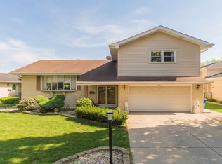 1313 W Mulloy Dr, Addison, IL 60101