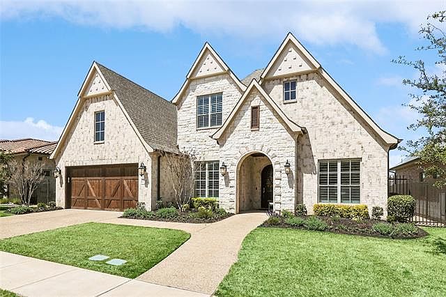 1st image of 2912 Riverbrook Way