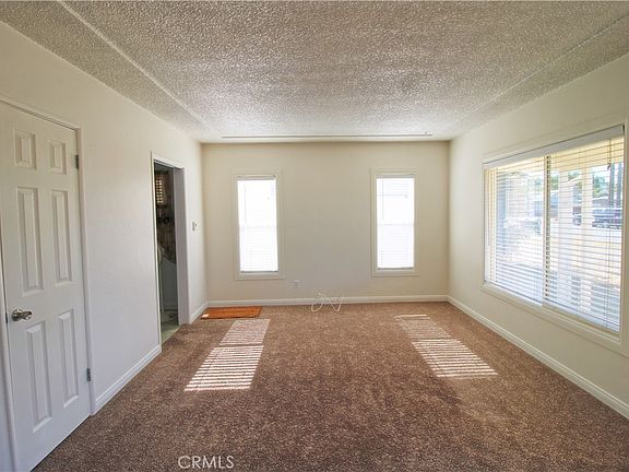 3rd image of 34956 Avenue B