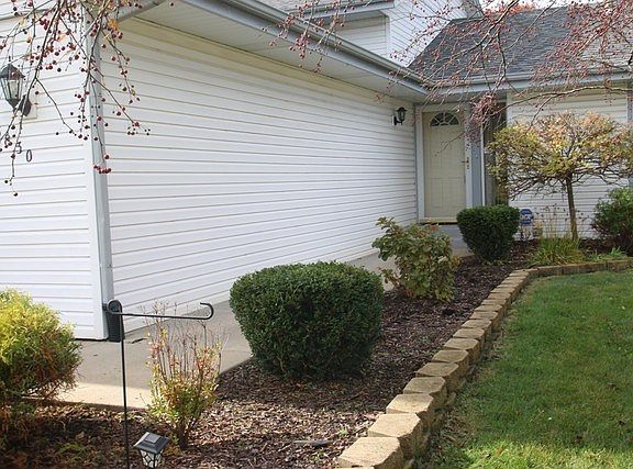 2nd image of 3830 Weaver Ct