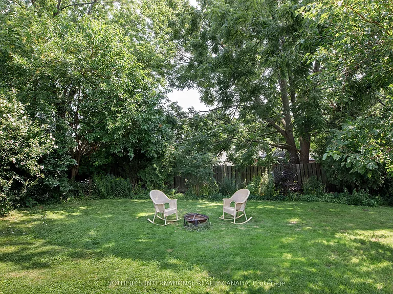 2694 Constable Rd #UPPER — Photo 5