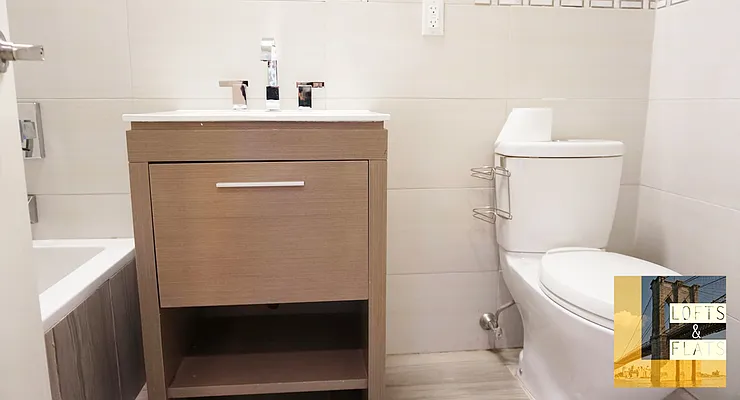 Rented by Lofts and Flats LLC | media 59