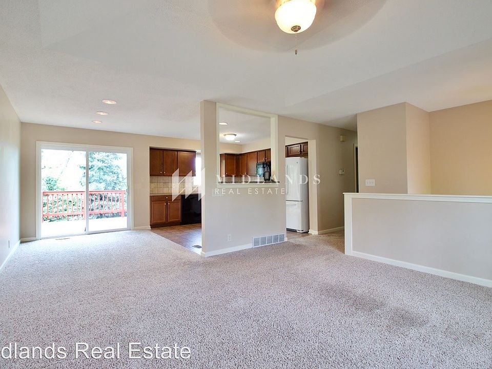 1st image of 908 Evergreen Ave