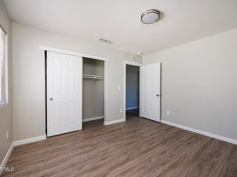 5204 Sun Valley #A-EL — Photo 8