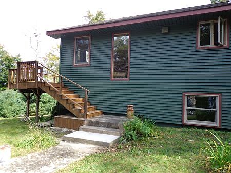 3rd image of 9 Laurel Dr