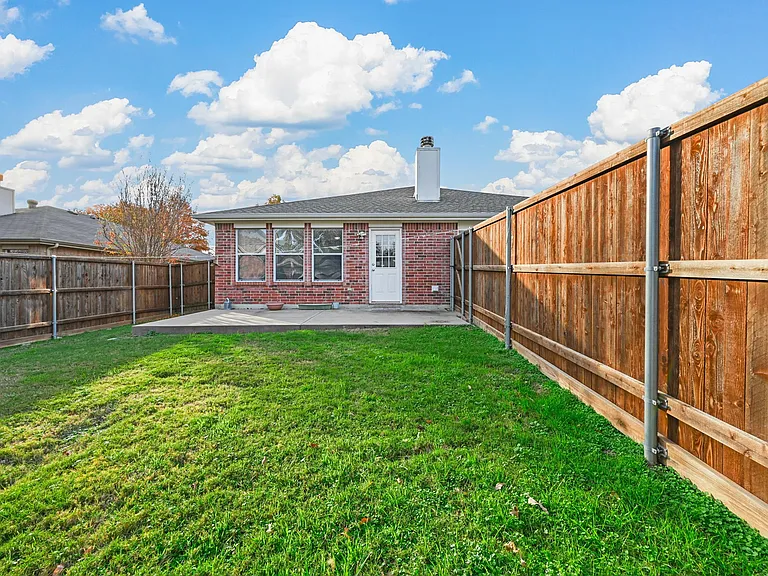 12482 Shepherds Hill Ln — Photo 28
