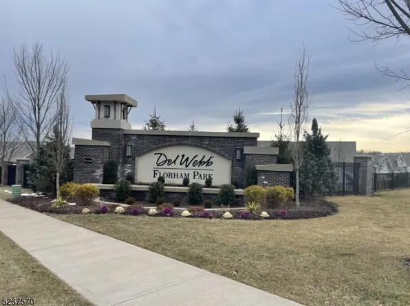 2 Vanderbilt Blvd #107, Florham Park Boro, NJ 07932