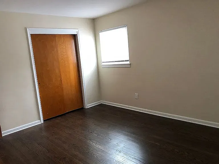 509 Catalpa Dr #1 — Photo 10