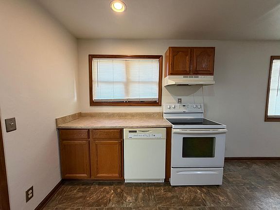 4th image of 16301 State Road 148
