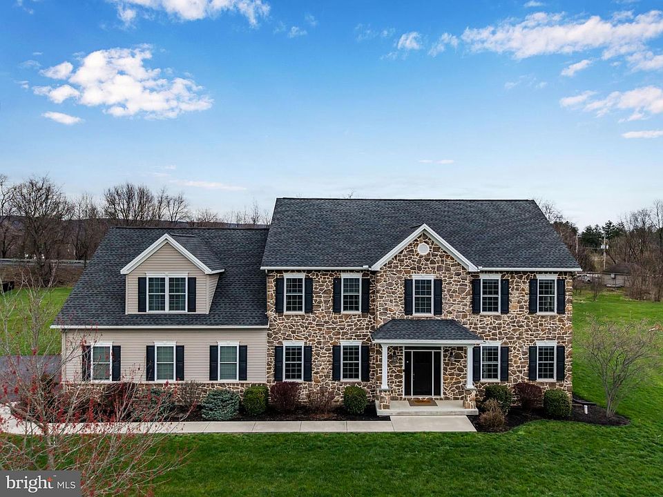 1st image of 6 Antietam Ct