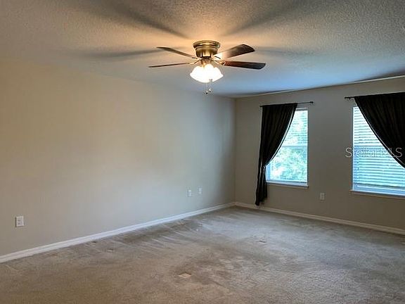 4th image of 3742 Maidencain St