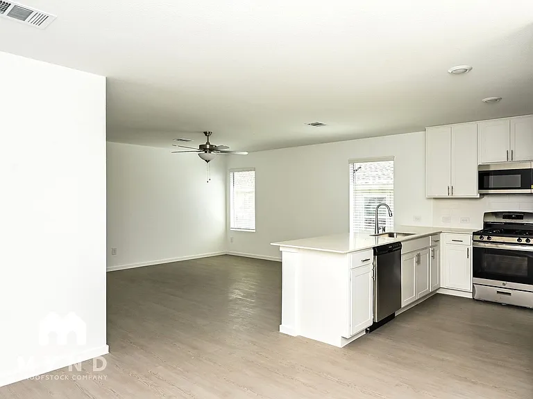 30 West Luxury Rental Homes — Photo 48