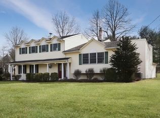 28 Lexington Rd, Basking Ridge, NJ 07920