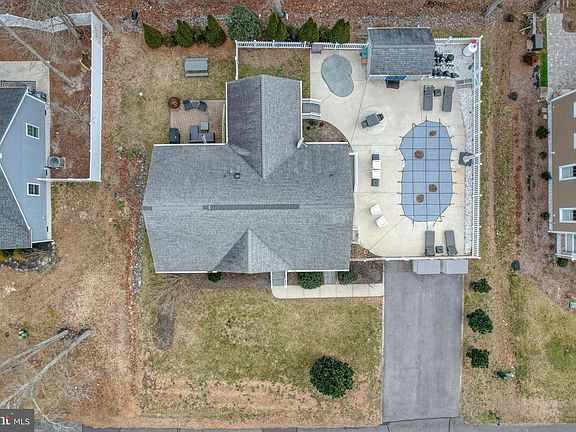 3rd image of 31141 W Ocean Dr