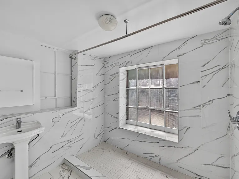 702 Greenwich St #1 — Photo 5