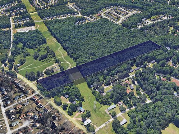 4th image of 3675 Linecrest Rd