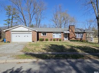 23 Rushton Dr, Mount Vernon, IL 62864