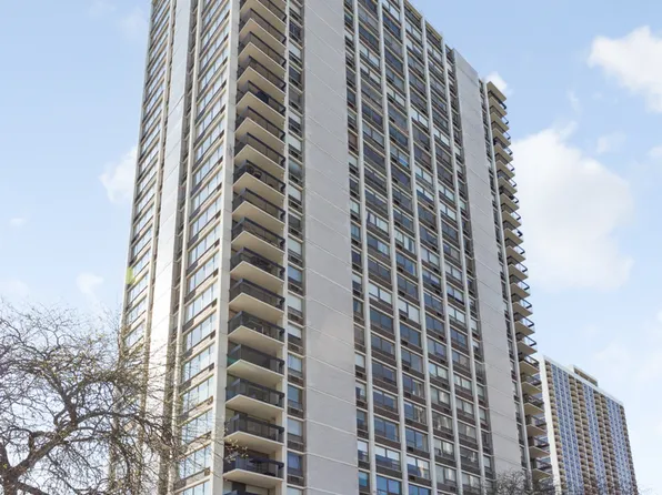 1455 N Sandburg Ter APT 2708, Chicago, IL 60610