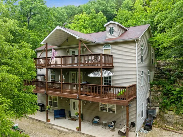 31 Bluffview Dr, New Florence, MO 63363