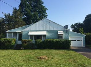 106 Bailey Dr, Nedrow, NY 13120