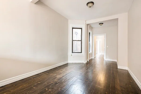 Rented by Living New York | media 12