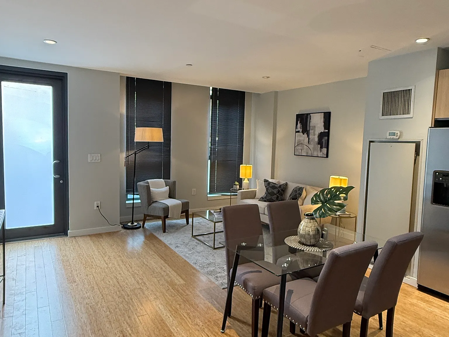 1 bed, 850 sqft, $3,100 — Photo 3