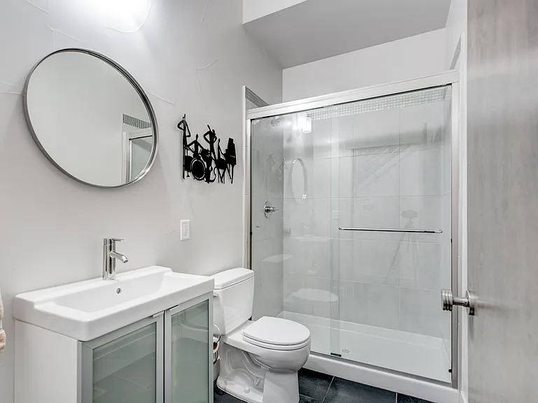 2103 W 32nd Ave #8 — Photo 33