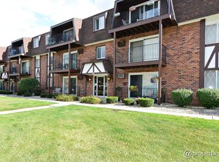 5731 W 129th St APT 8W, Crestwood, IL 60445