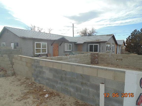 5th image of 126 W Avenue F12