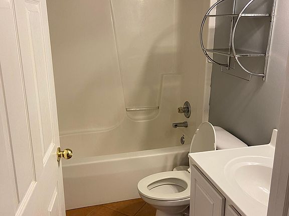 Main Floor Bathroom