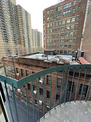 Rented by Voro NYC | media 11