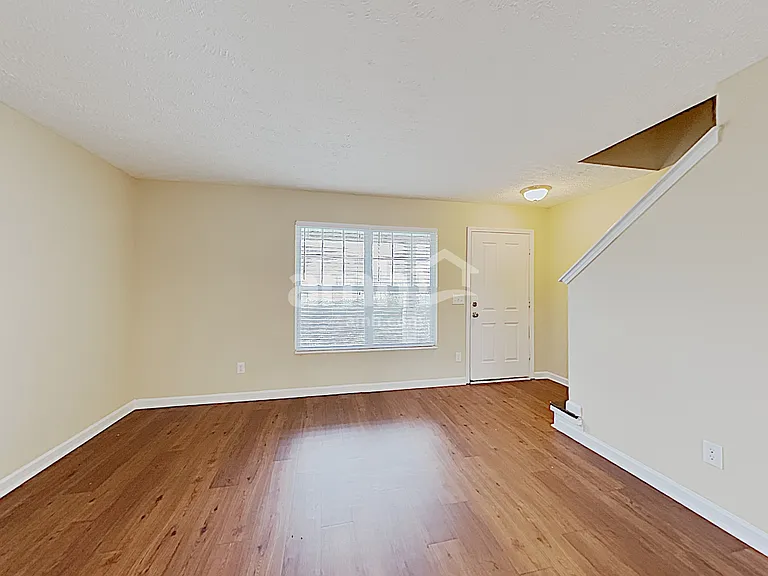 377 Stewart Springs Dr — Photo 5
