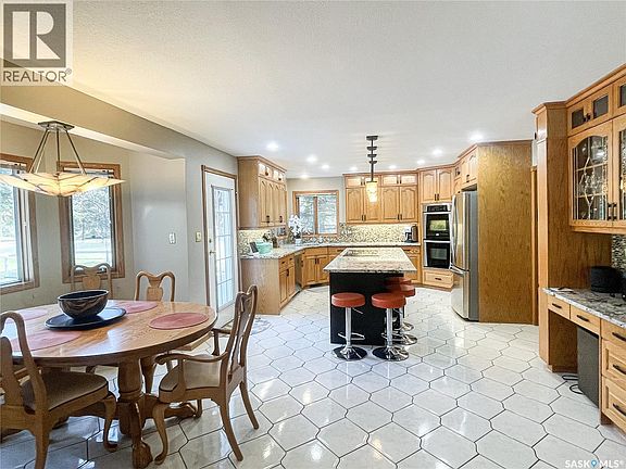 5th image of 2 Evergreen Estates Dr