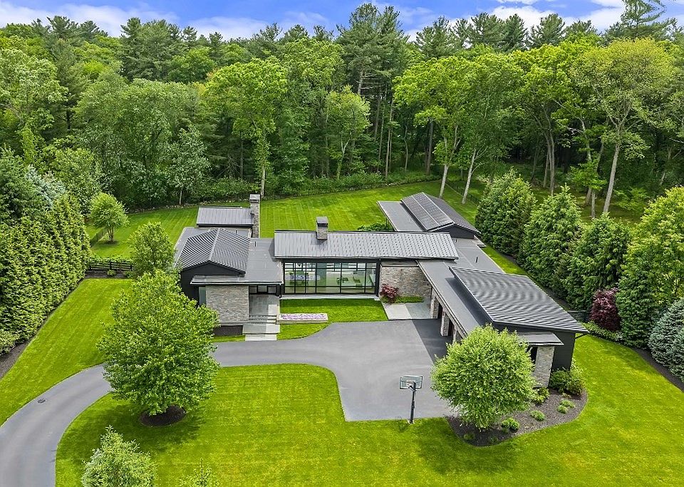 1st image of 63 Sylvan Ln