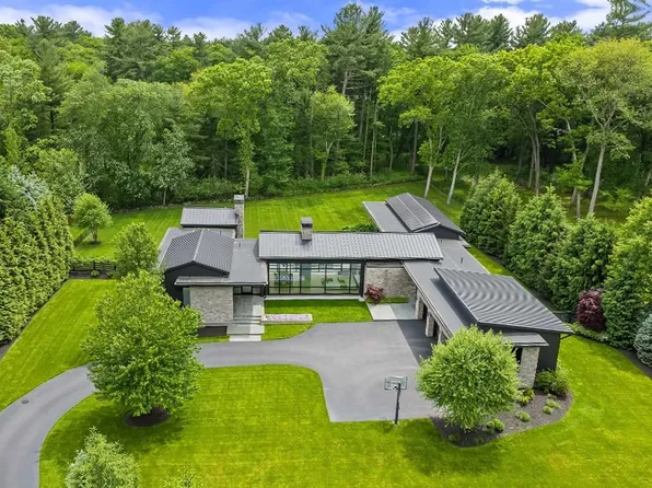 63 Sylvan Ln, Weston, MA 02493